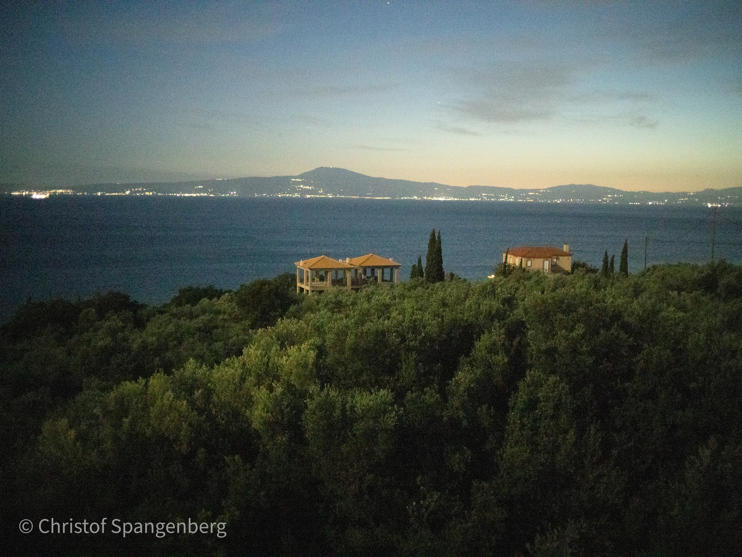 Die Bucht bei Nacht